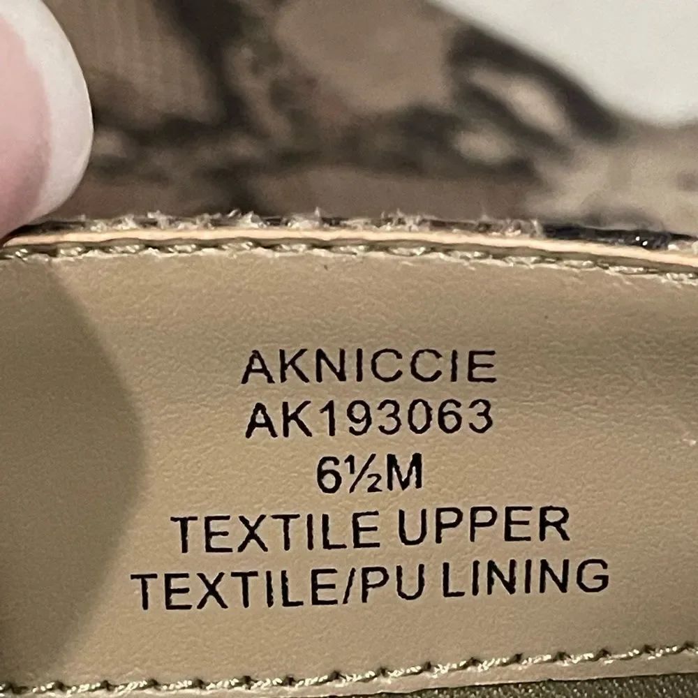 Anne Klein Booties - Picture 6 of 6
